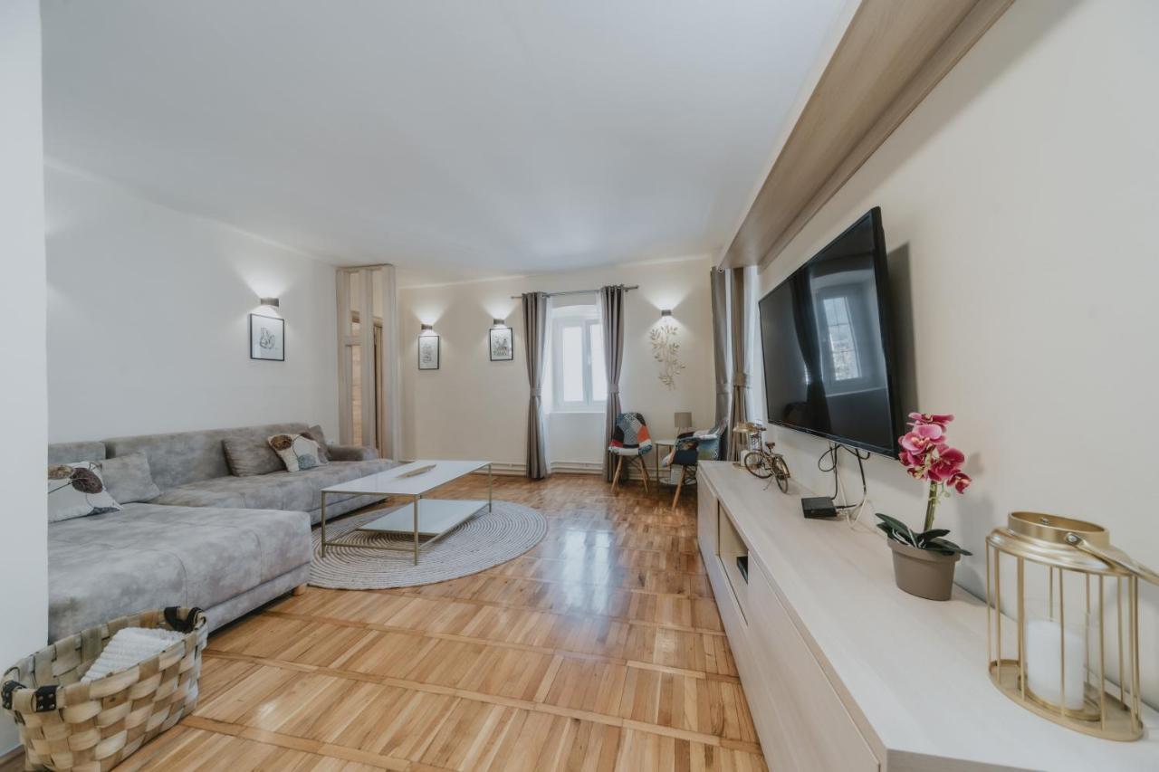 Regina Apartments Budua Esterno foto